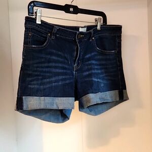 Caslon brand jean cuffed shorts size 28